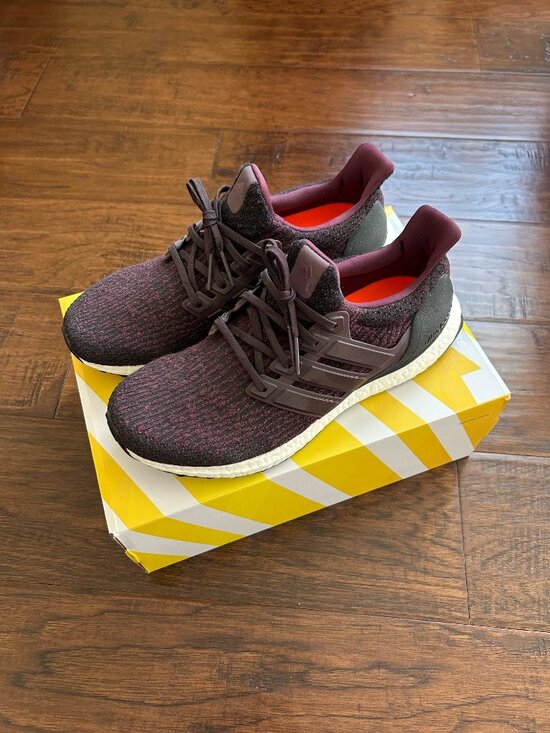 adidas Other - Adidas Ultraboost mens sneakers running shoes size 9 with box like new